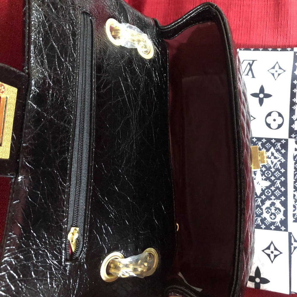 Gorgeous black bag🖤 - Picture 5 of 6